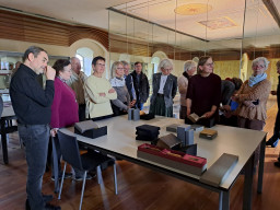 Präsentation einzelner Bücher aus Schillers Privatbibliothek